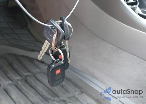 2003 Toyota Camry Le из США, поврежденный, VIN 4T1BE32K43U773055